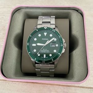 Green chronograph Fossil watch with Japan strap